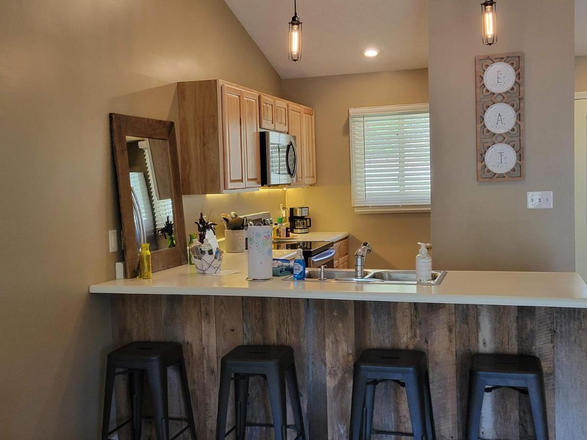Preston Hollow Блумингтън Екстериор снимка